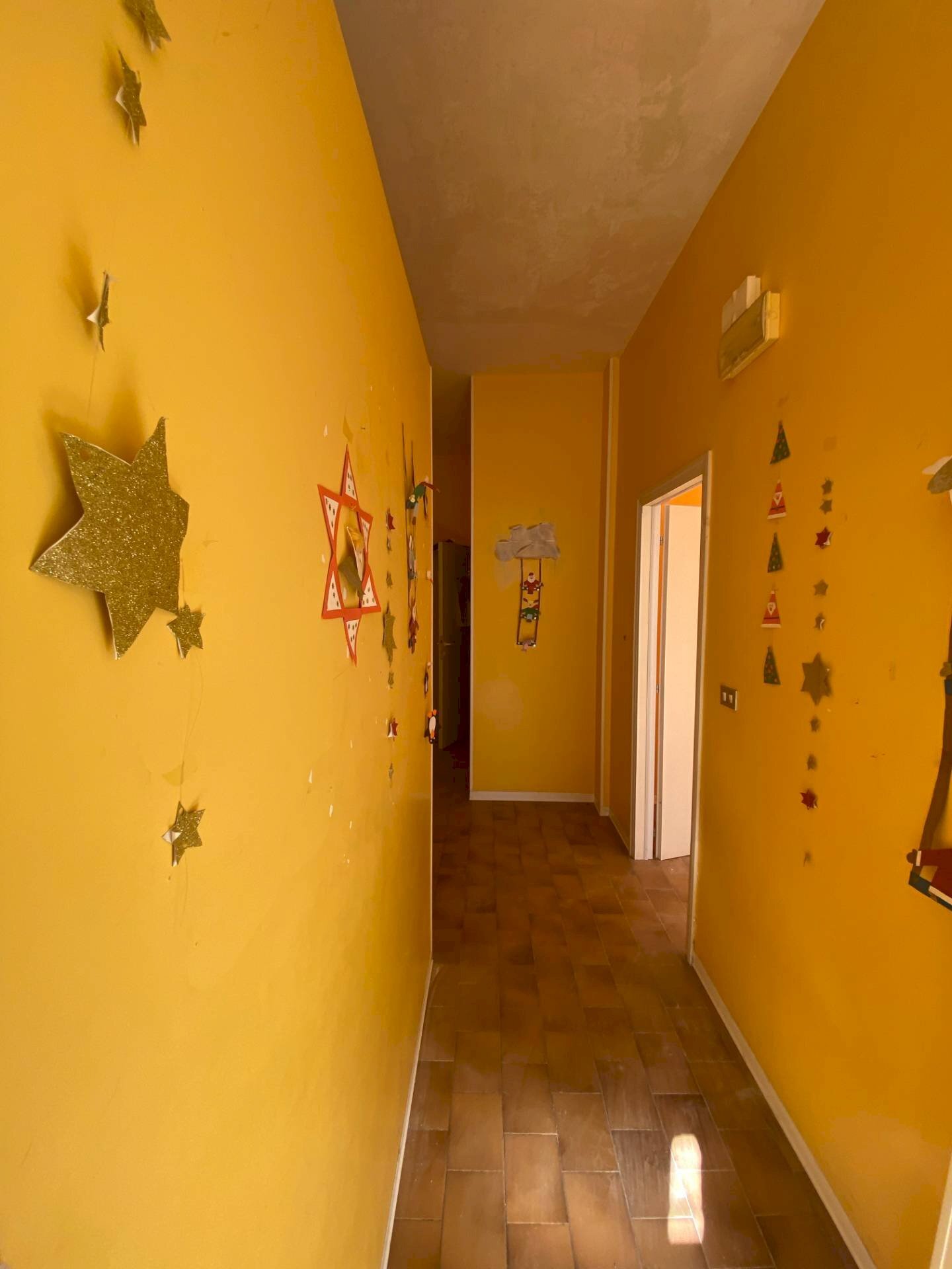 Foto 3 - Attività Commerciale via Leonardo da Vinci
 
10, Montegiorgio - foto 3