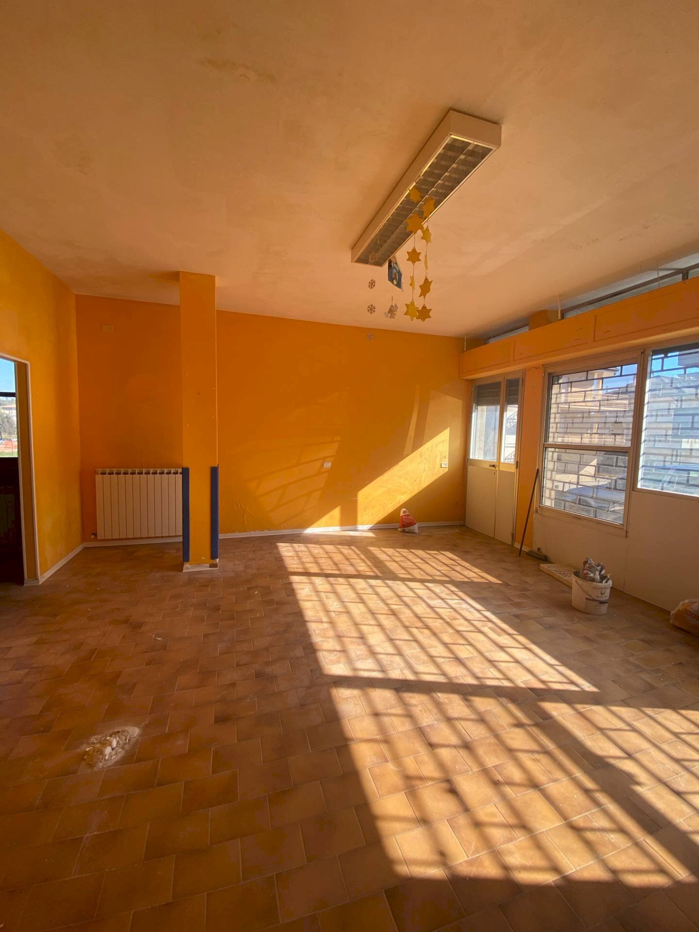 Foto 1 - Attività Commerciale via Leonardo da Vinci
 
10, Montegiorgio - foto 1