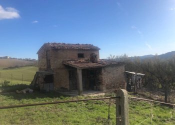 Foto 10 - Casa indipendente contrada vignali bagnare
 
39, Loro Piceno - foto 10