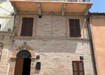 Foto 1 - Independent house via pozzo, Falerone - photo 1