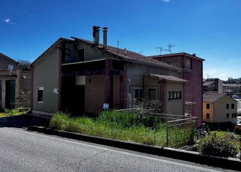 Foto 2 - Casa indipendente VIALE PORTA MARINA
 
26, Montottone - foto 2