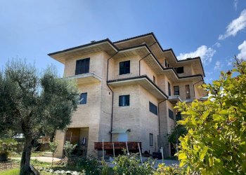 Foto 1 - Independent house Montappone - photo 1