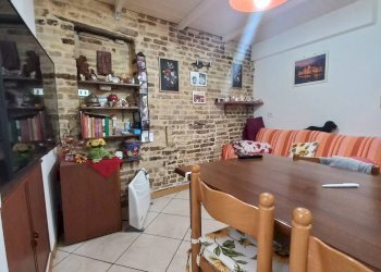 Foto 7 - Independent house solferino
 
15, Montegiorgio - photo 7