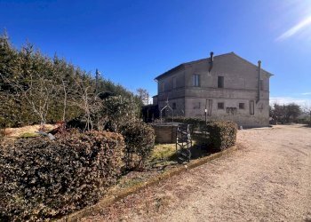 Foto 11 - Commercial Activity c.da Montefiore
 
89, Recanati - photo 11