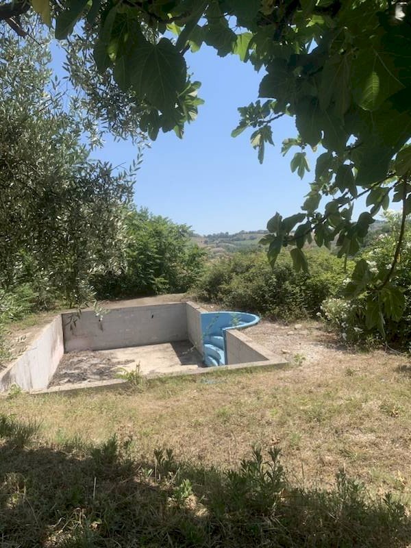 Foto 3 - Casa indipendente C.da Poggio
 
32, Santa Vittoria in Matenano - foto 3