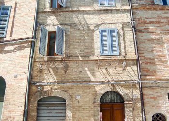 Foto 1 - Casa indipendente Via Largo Leopardi
 
11, Petritoli - foto 1