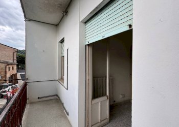 Foto 1 - Four-room apartment Piazza Mario Cifala
 
8, Montottone - photo 1
