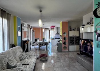 Foto 19 - Independent house Via Manilo Massini
 
5, Montegiorgio - photo 19