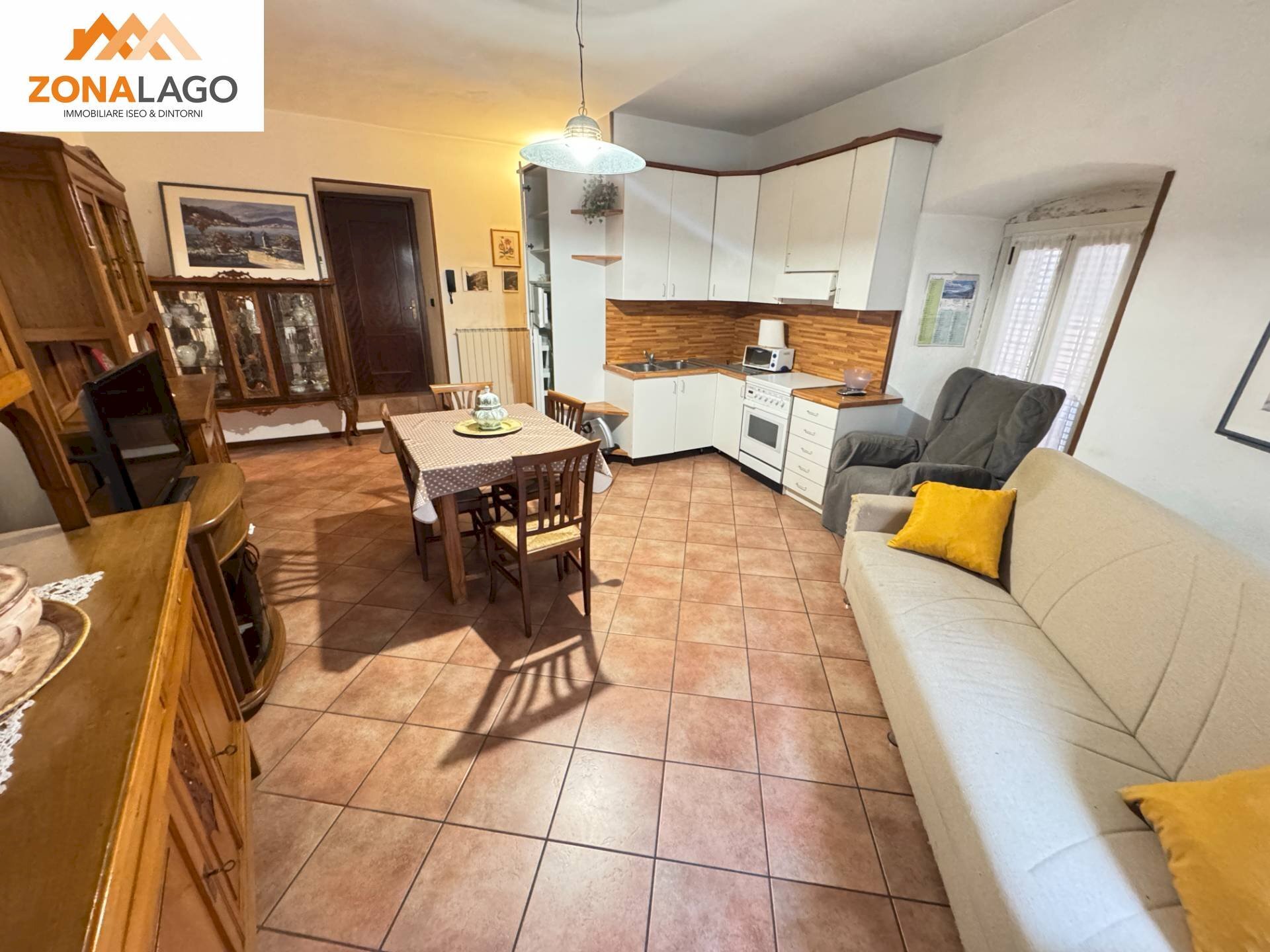 Foto 1 - Two-room apartment VIA ROMA, Sale Marasino - photo 1