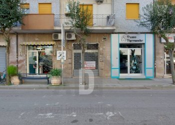 Foto 1 - Locale Commerciale via Panebianco
125, Cosenza - foto 1