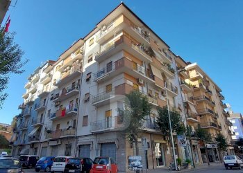 Foto 3 - Locale Commerciale via Panebianco
125, Cosenza - foto 3