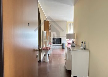 Foto 2 - Three-room apartment via Alessandro il Molosso
 
5, Mendicino - photo 2