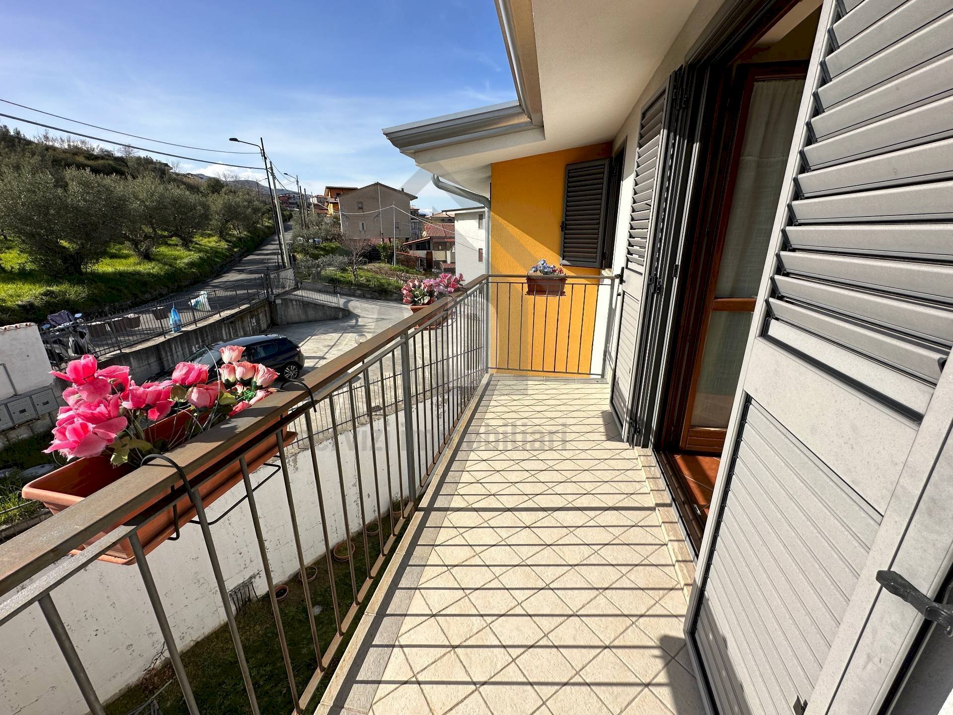 Foto 3 - Three-room apartment via Colle degli Ulivi
 
39, Mendicino - photo 3