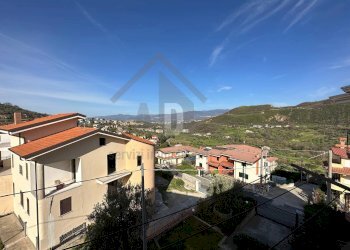 Foto 5 - Three-room apartment via Colle degli Ulivi
 
39, Mendicino - photo 5