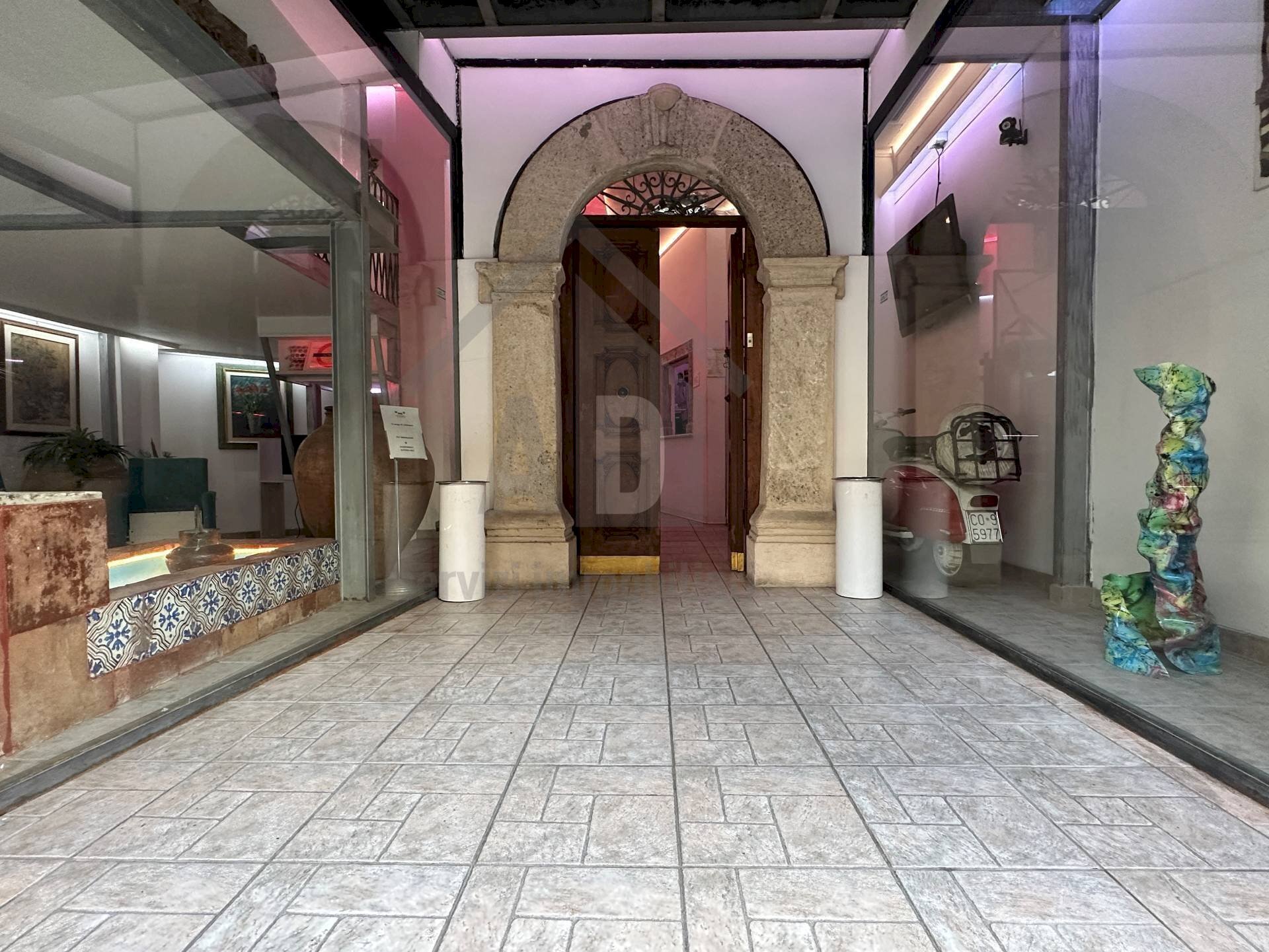 Foto 1 - Locale Commerciale VIA ALBERTO SERRA
 
34, Cosenza - foto 1