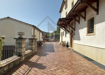 Foto 51 - Villa VIALE VIRGILIO
 
9, Mendicino - photo 51