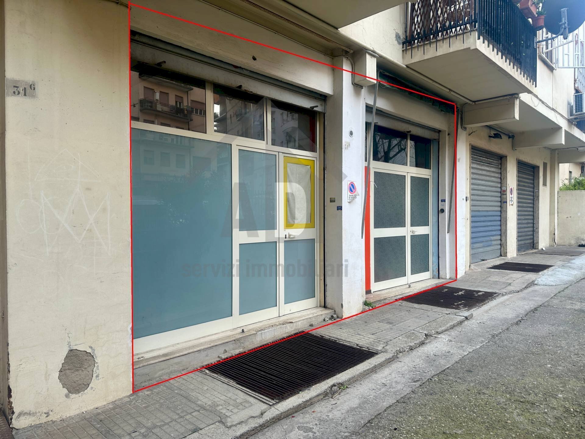 Foto 2 - Magazzino VIA SIMONETTA
 
31, Cosenza - foto 2