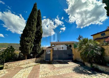 Foto 38 - Villa VIA ALESSANDRO IL MOLOSSO
 
10, Mendicino - photo 38