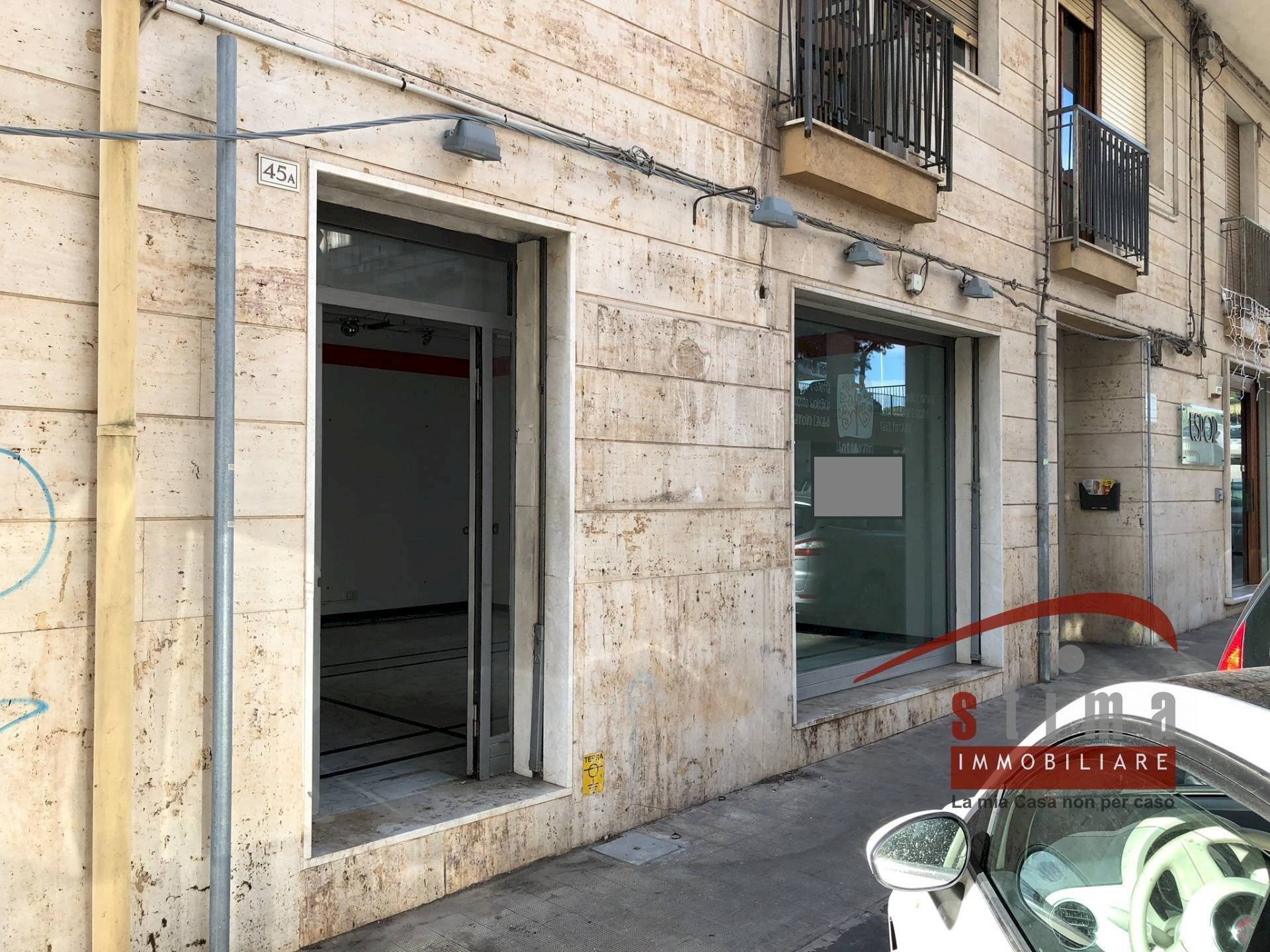 Foto 2 - Commercial Premises tevere
45, Siracusa - photo 2