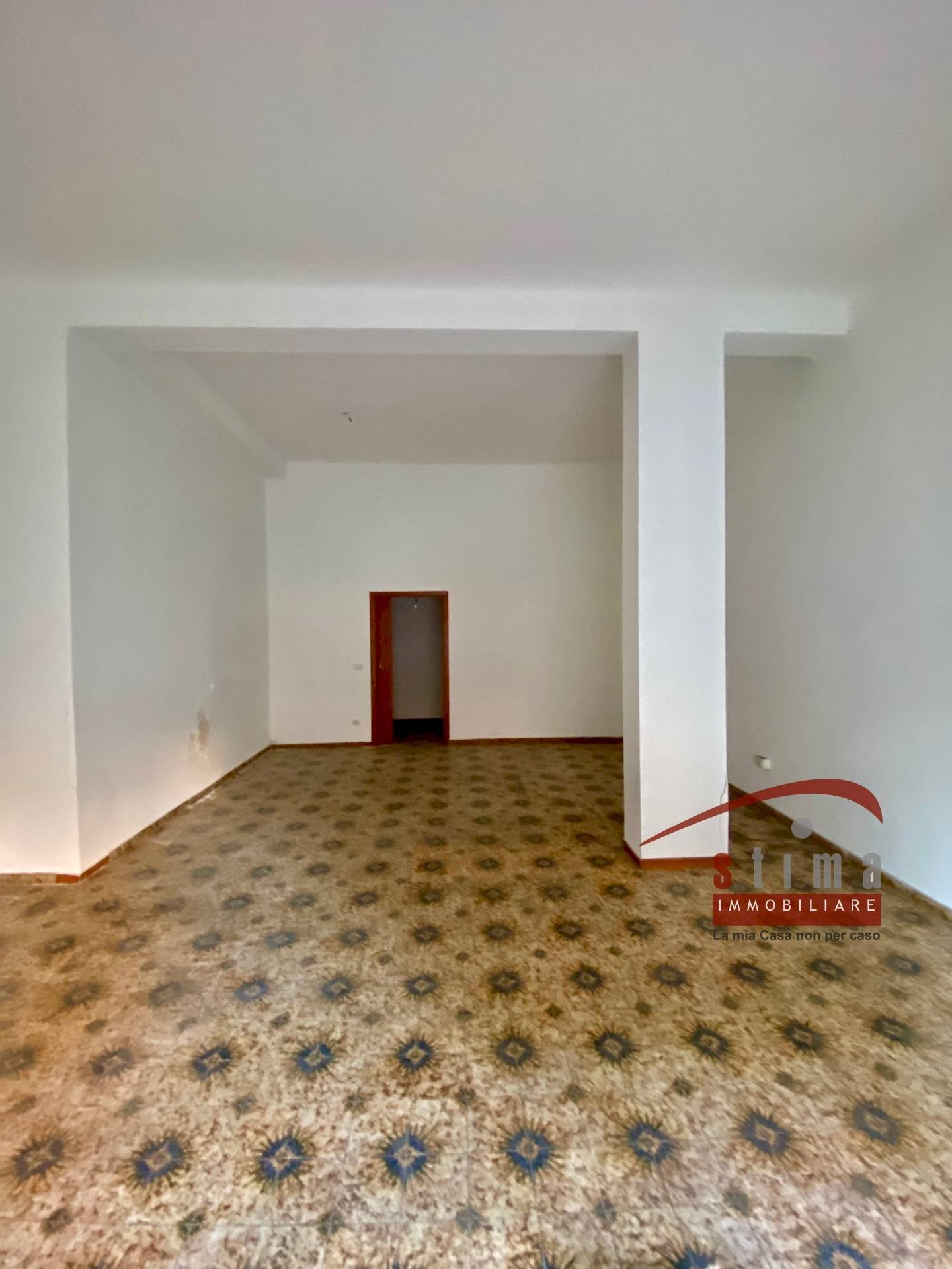 Foto 2 - Commercial Premises via sofio ferrero, Siracusa - photo 2