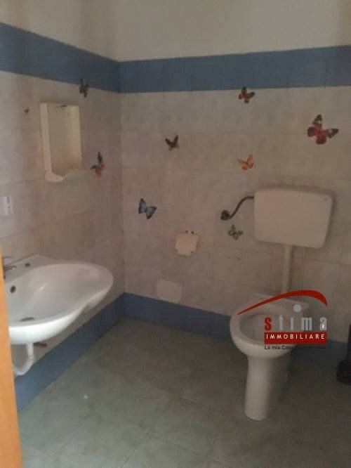 Foto 2 - Locale Commerciale viale teocrito
 
28, Siracusa - foto 2