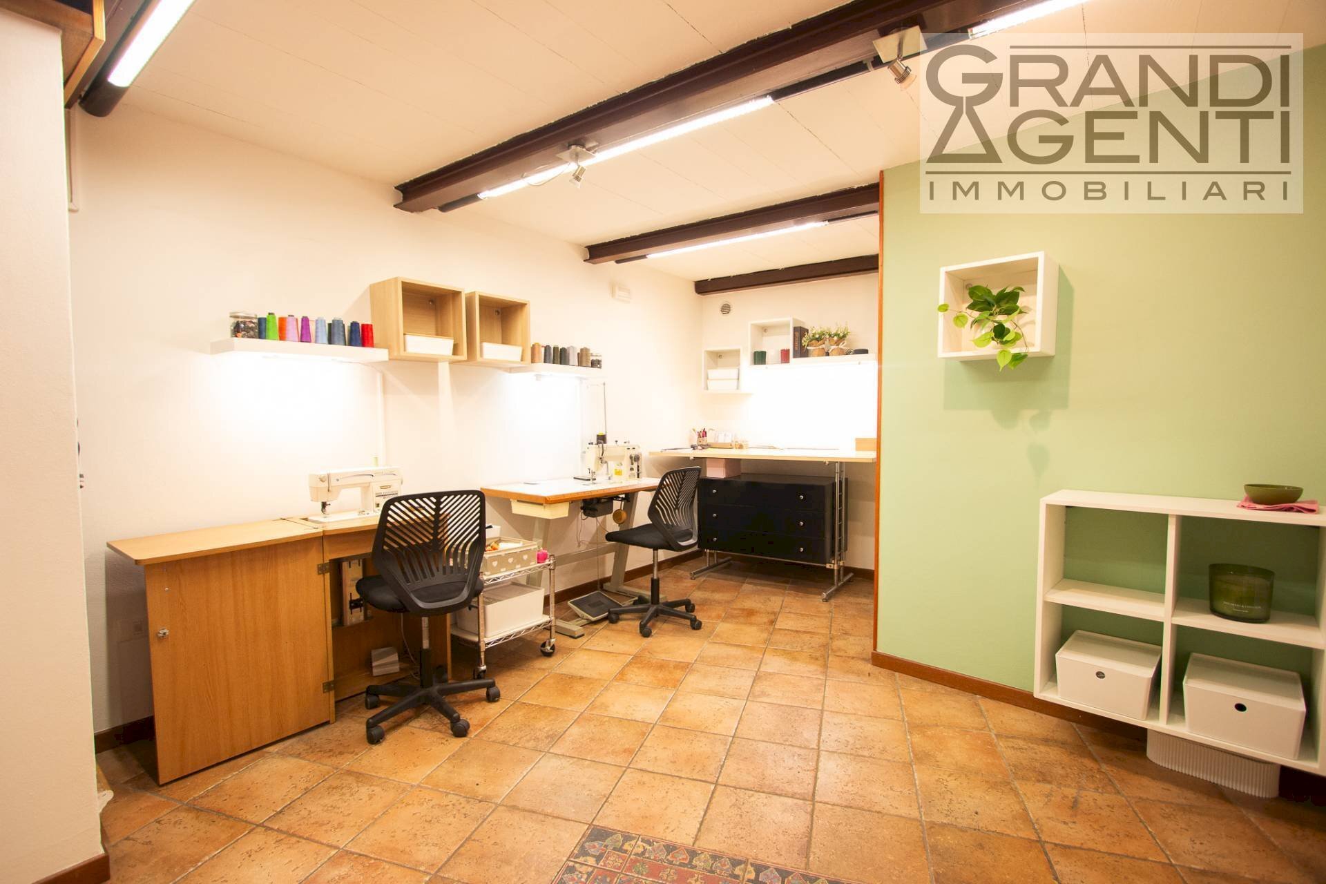 Foto 2 - Office vicoletto scala
 
4, Verona - photo 2