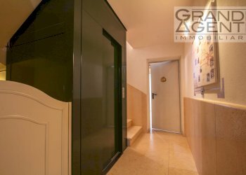 Foto 7 - Stable - Palace Via mazzini
 
75, Bussolengo - photo 7