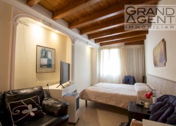 Foto 41 - Stable - Palace Via mazzini
 
75, Bussolengo - photo 41