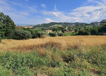 Foto 1 - Terreno edificabile contrada San Martino, Colonnella - foto 1