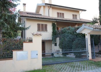 Foto 1 - Villa via ugo foscolo, Appignano del Tronto - foto 1