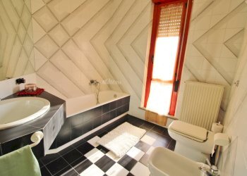 Foto 37 - Independent house via nino bixio
 
32, Monsampolo del Tronto - photo 37