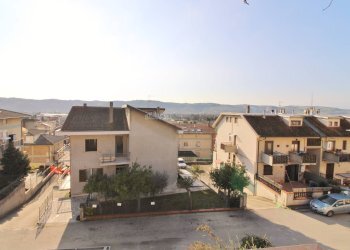 Foto 47 - Independent house via nino bixio
 
32, Monsampolo del Tronto - photo 47