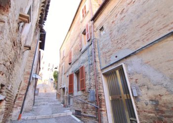 Foto 20 - Independent house via mazzini
 
22, Monsampolo del Tronto - photo 19