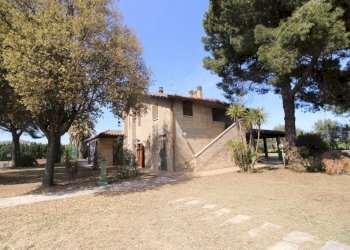 Foto 20 - Villa Via Valtellina
 
30, San Benedetto del Tronto - photo 17