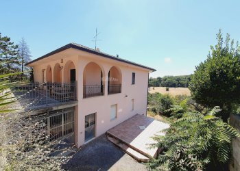 Foto 2 - Casa indipendente via menocchia, Montefiore dell'Aso - foto 2