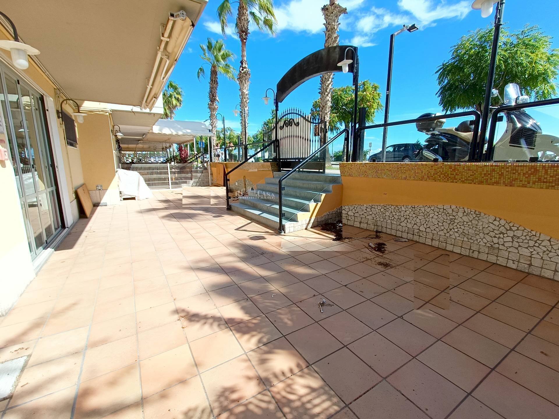 Foto 3 - Locale Commerciale LUNGOMARE EUROPA
62, Martinsicuro - foto 3