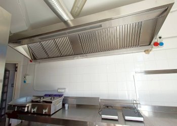 Foto 22 - Locale Commerciale LUNGOMARE EUROPA
 
62, Martinsicuro - foto 21