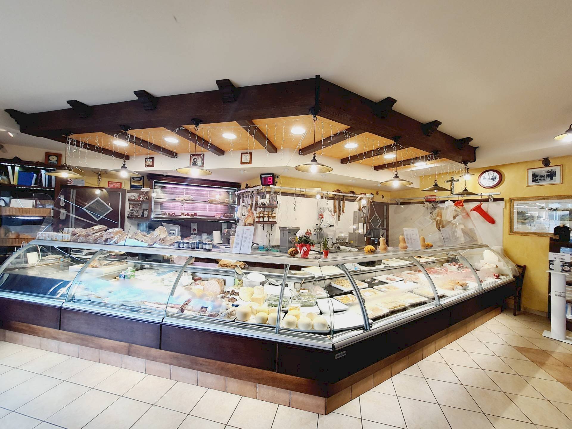 Foto 2 - Attività Commerciale via del cacciatore
62, San Benedetto del Tronto - foto 2