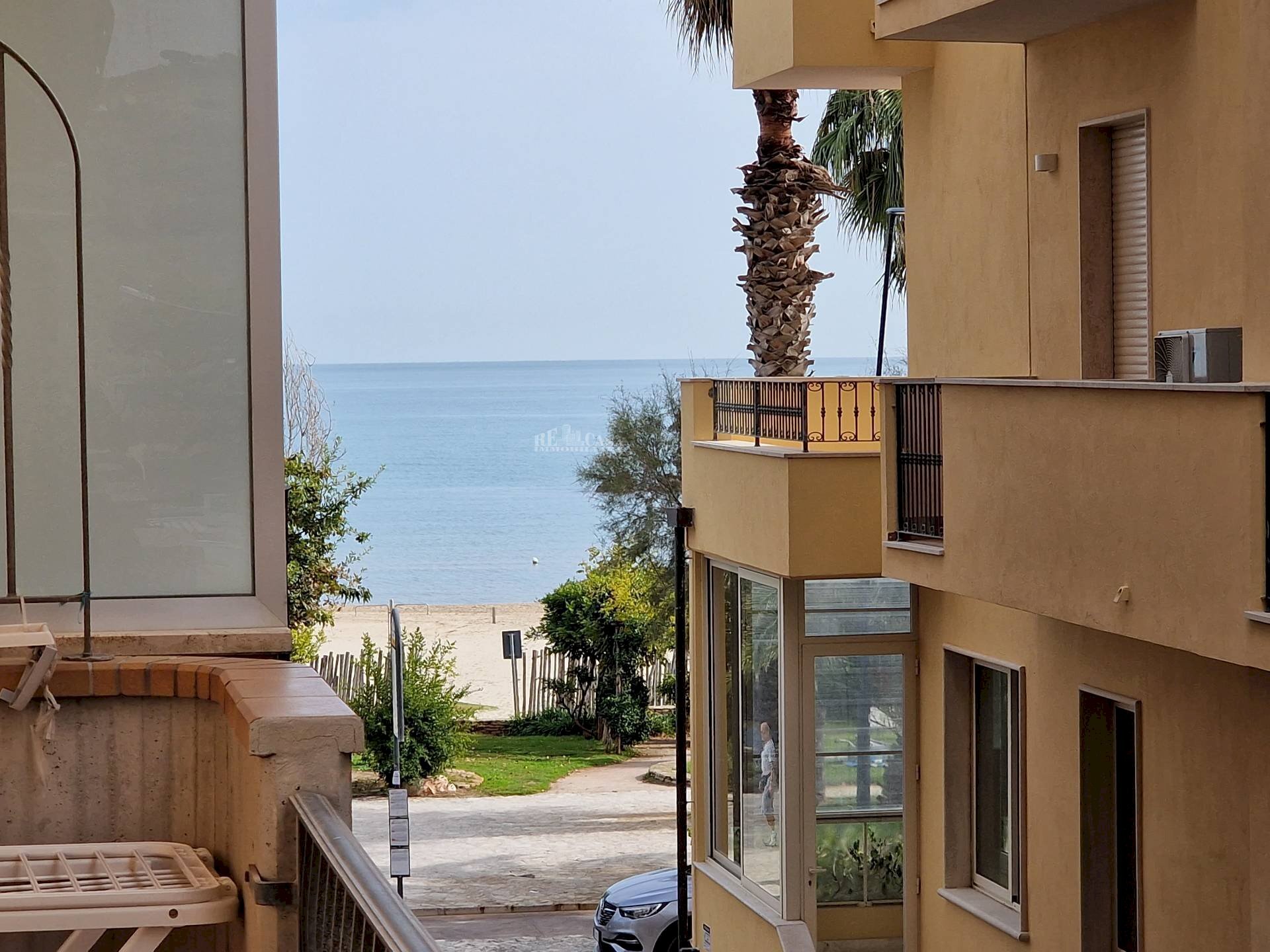 Foto 2 - Bilocale Via Clara Maffei
 
97, San Benedetto del Tronto - foto 2