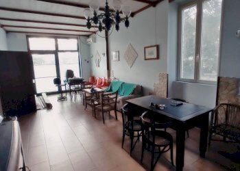 Foto 6 - Locale Commerciale via alcide de gasperi
 
13, Monsampolo del Tronto - foto 5