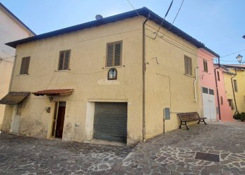 Foto 1 - Casa indipendente piazza regina margherita
 
4, Maltignano - foto 1