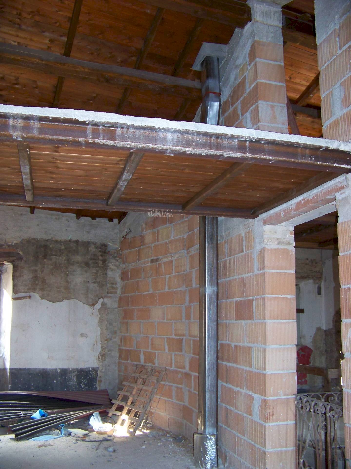 Foto 3 - Quadrilocale Via Piccolomini
 
12, Spinetoli - foto 2