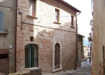 Foto 2 - Quadrilocale Via Piccolomini
 
12, Spinetoli - foto 1