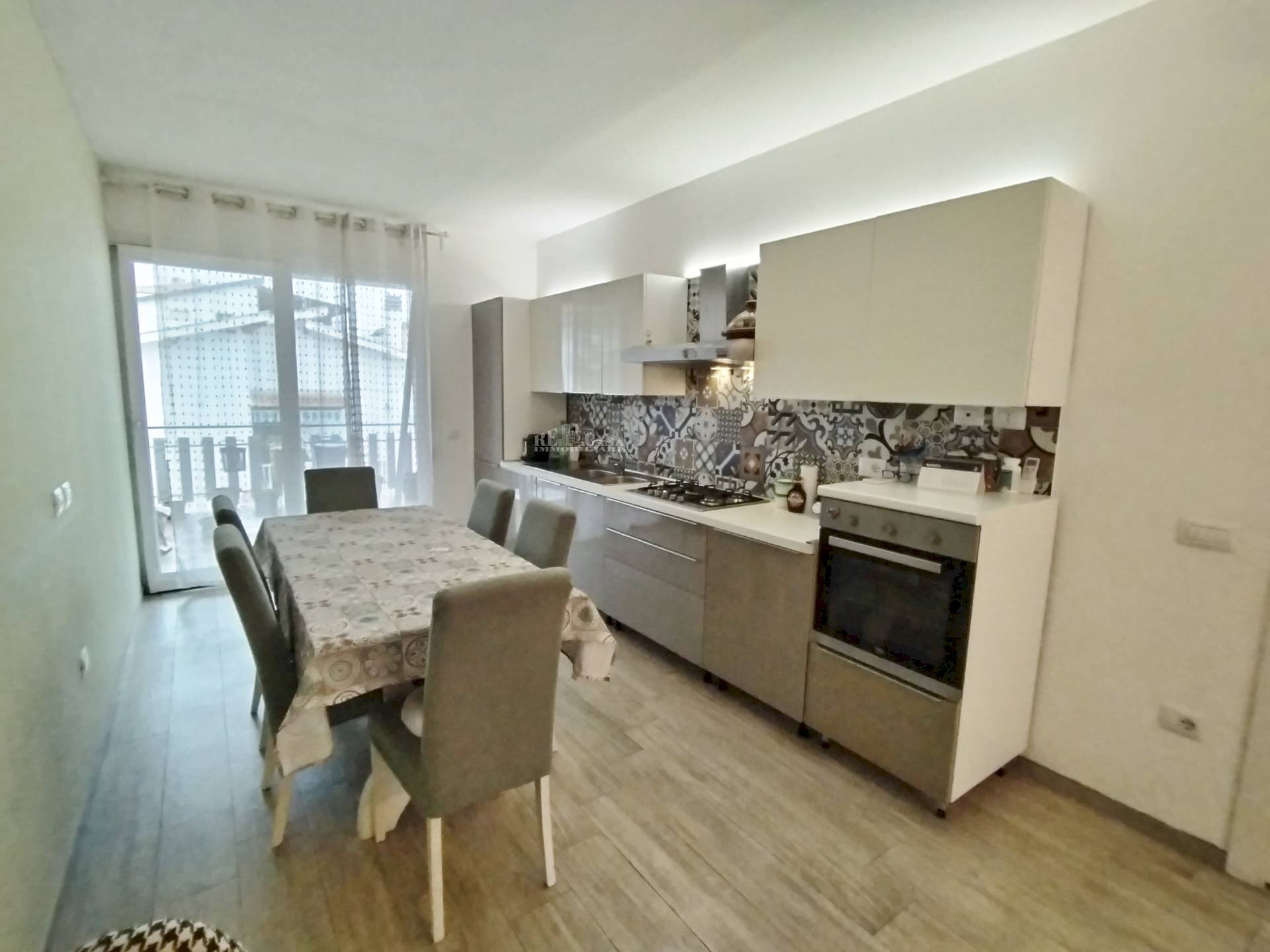 Foto 2 - Trilocale via Alberigo da Barbiano
 
4, San Benedetto del Tronto - foto 2