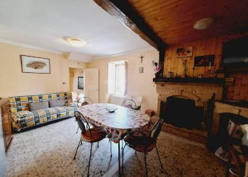 Foto 17 - Casa indipendente piazza fiume
 
6, Montefiore dell'Aso - foto 17