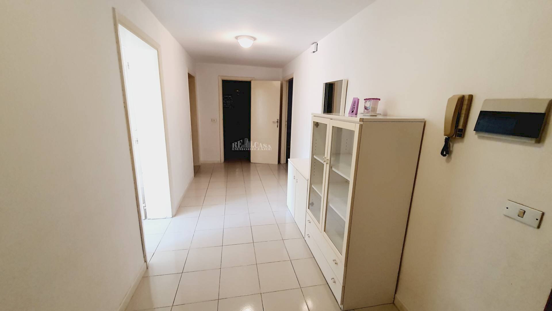 Foto 2 - Stabile - Palazzo via vespucci
 
25, Martinsicuro - foto 2