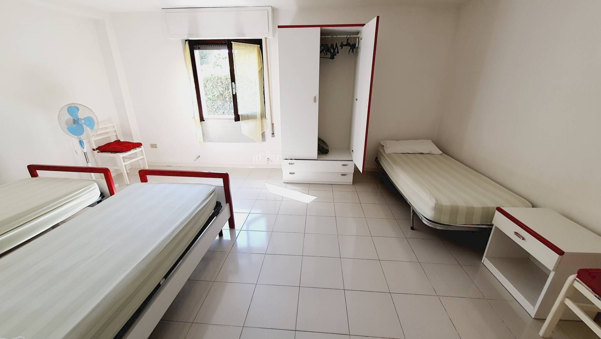 Foto 3 - Stabile - Palazzo via vespucci
 
25, Martinsicuro - foto 3