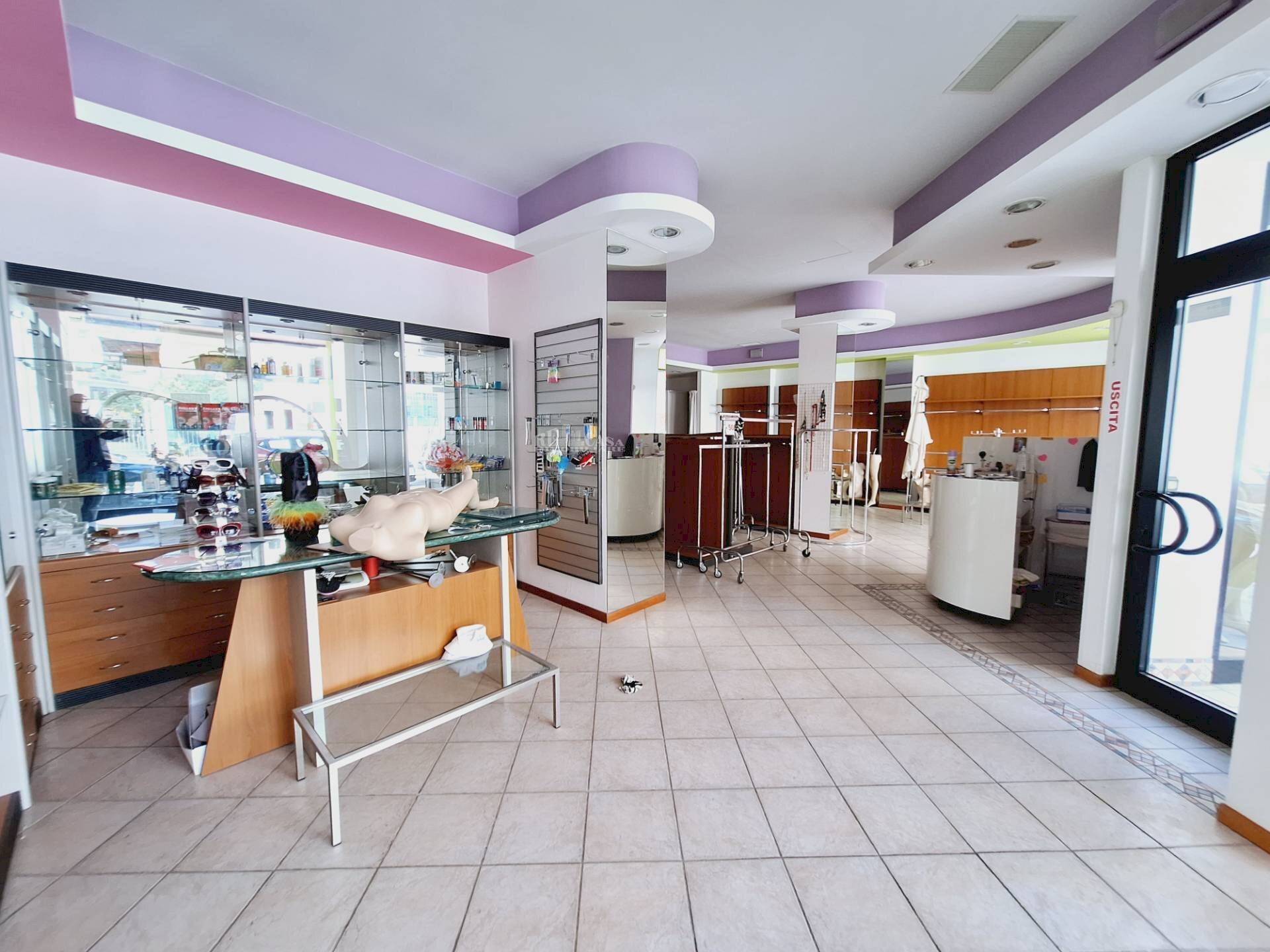 Foto 2 - Locale Commerciale VIA VOLTA, San Benedetto del Tronto - foto 2