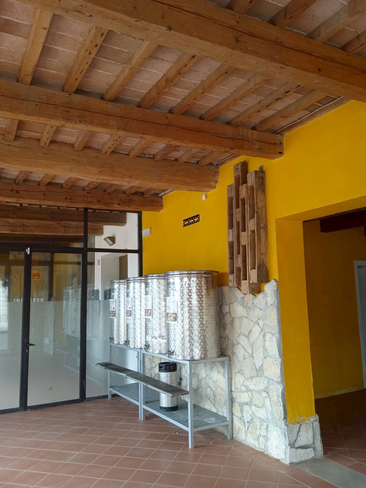 Foto 1 - Shop Via Emilia
 
6, Gambettola - photo 1