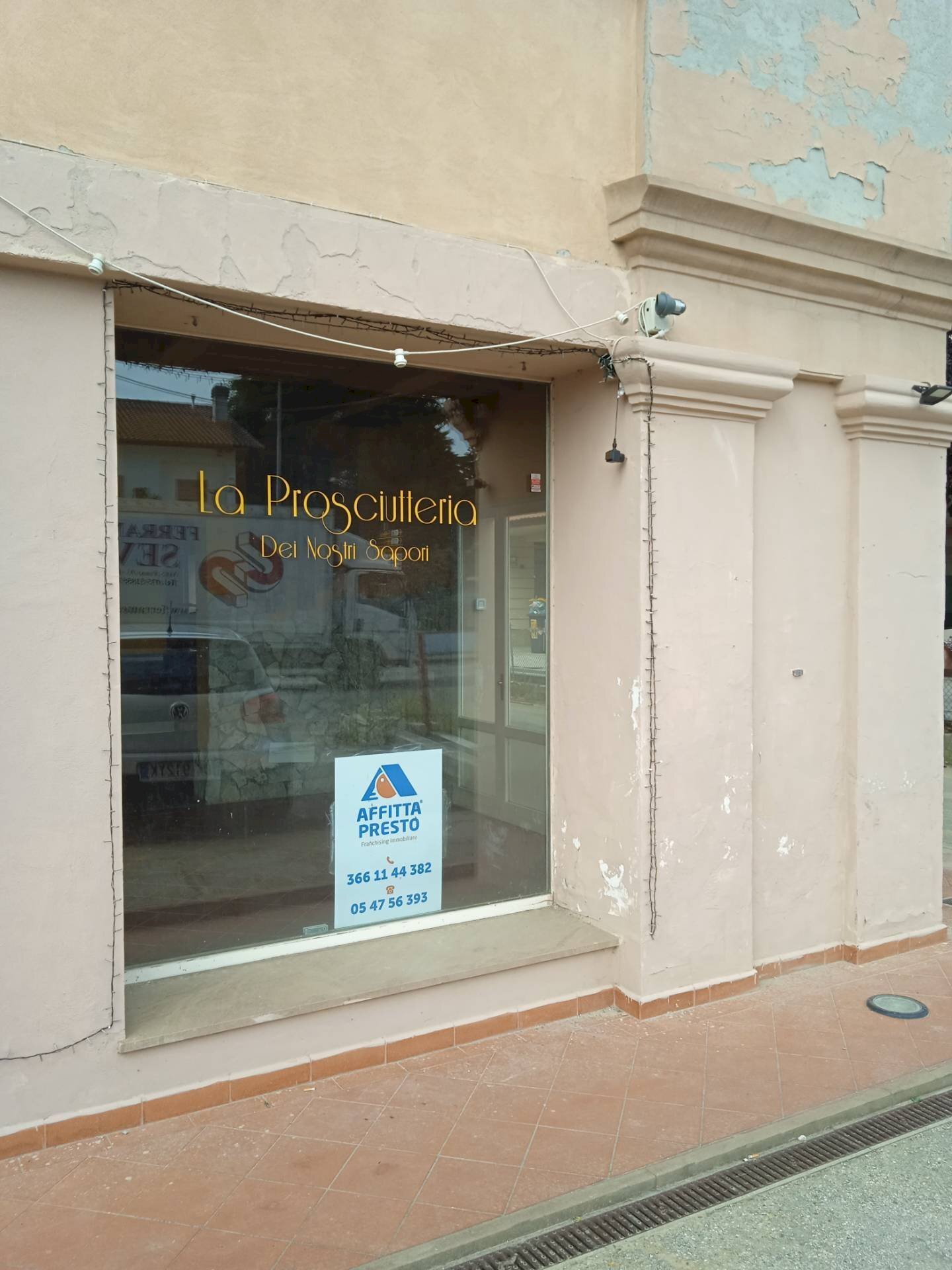 Foto 3 - Shop Via Emilia
 
6, Gambettola - photo 3